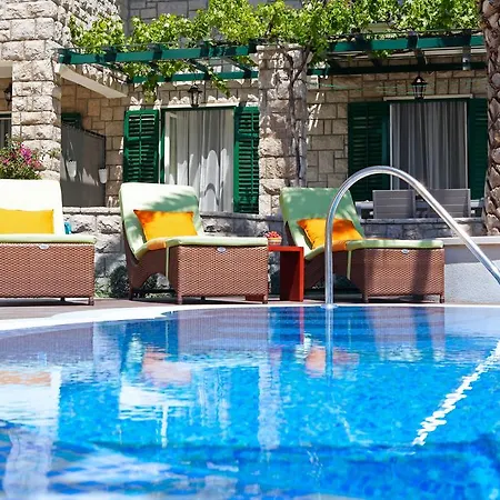 Diana - New Heated Pool Bol